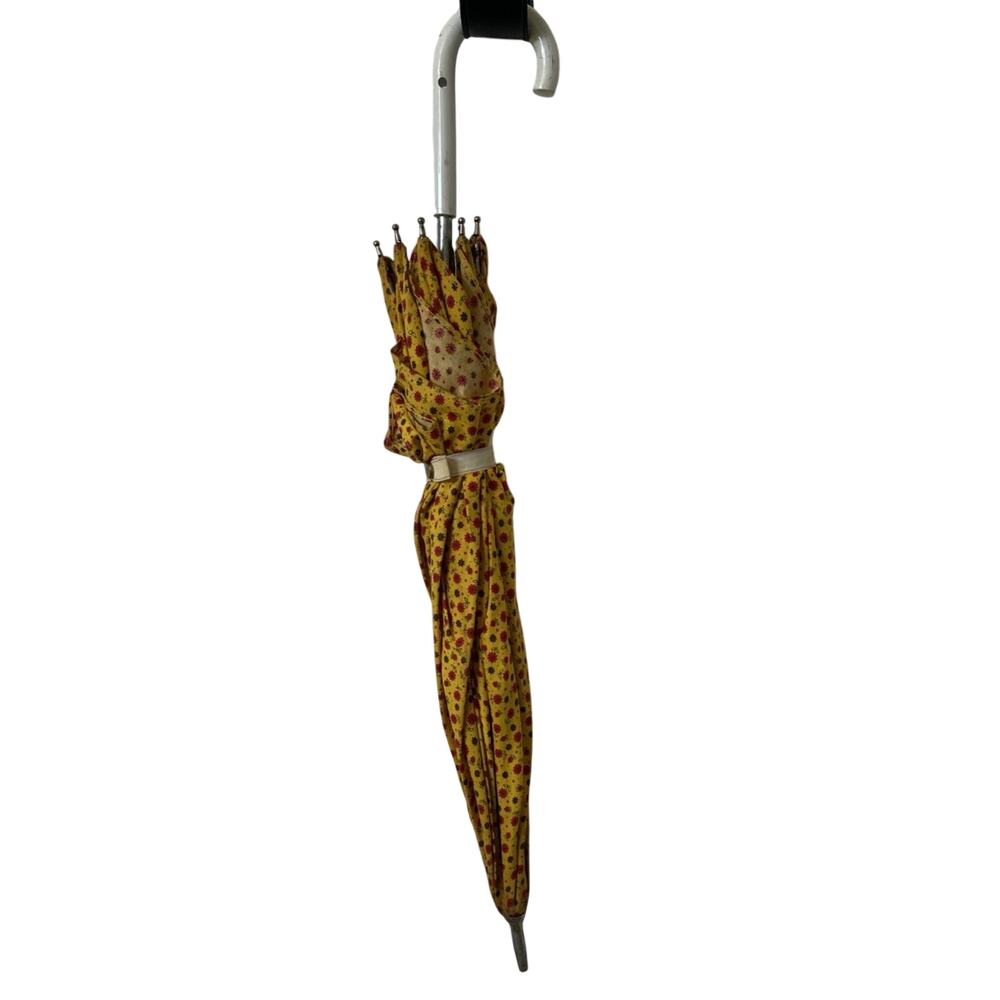 Fabric Victorian Antique parasol Child’s Umbrella yellow and red Floral